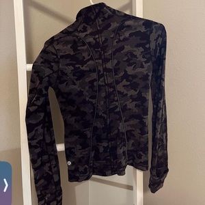 Black lululemon hoodie